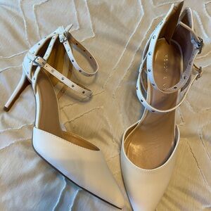 Steve Madden White Elegant Heels